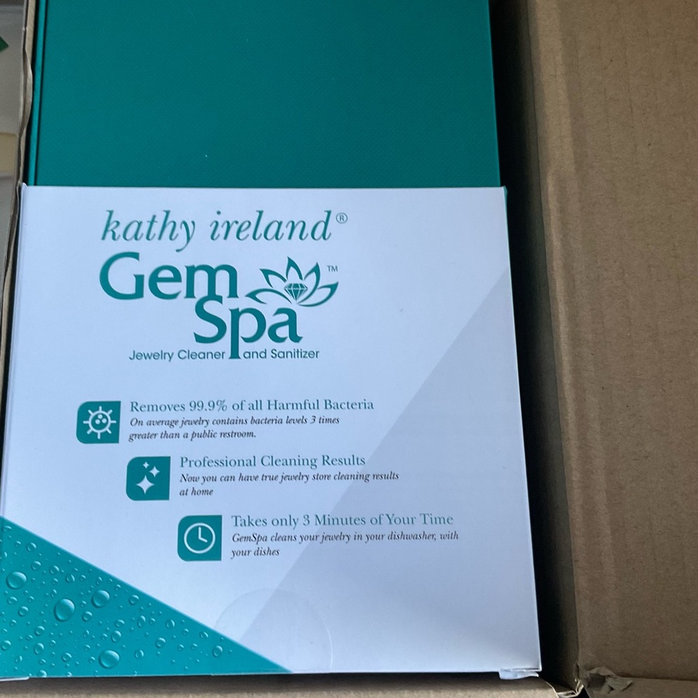 Gem Spa Jewelry Cleaner by Kathy Ireland
